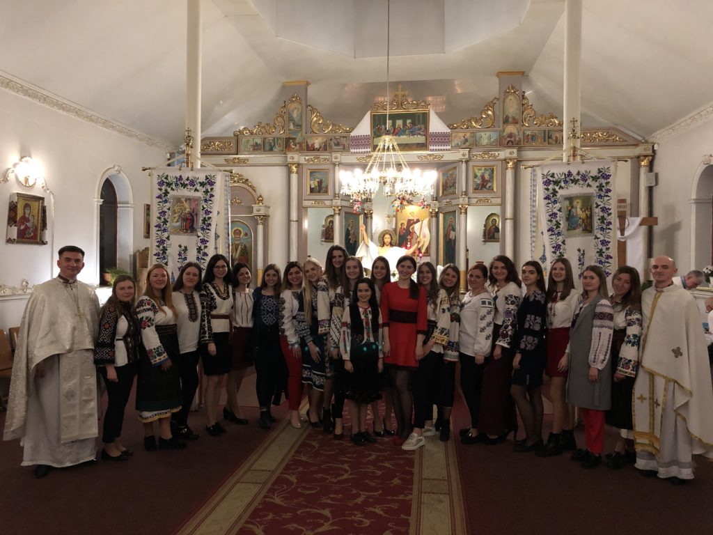 Нічна Великодня Літургія (Фото)